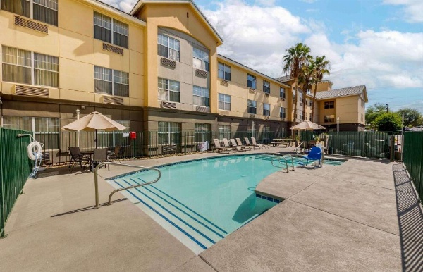 Extended Stay America Suites - Las Vegas - East Flamingo image 9